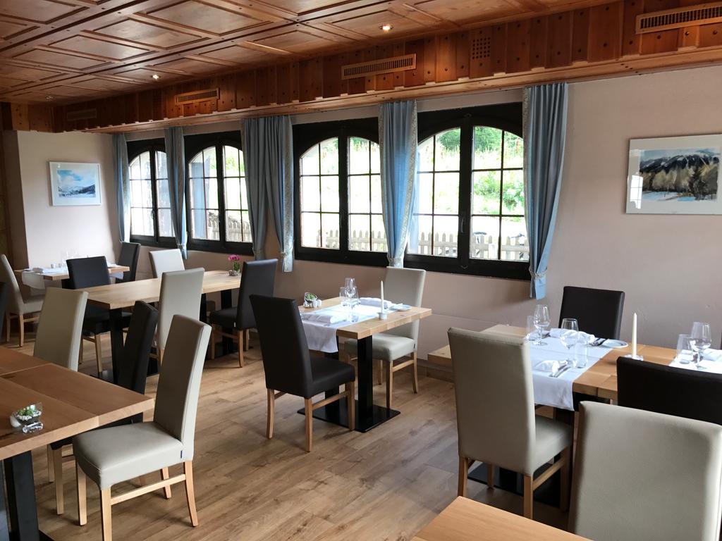 Hotel Restaurant Zur Alten Gasse Bellwald Exterior photo